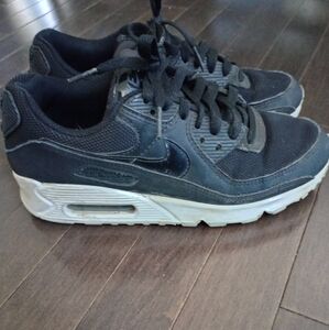 Women's Nike Air Max